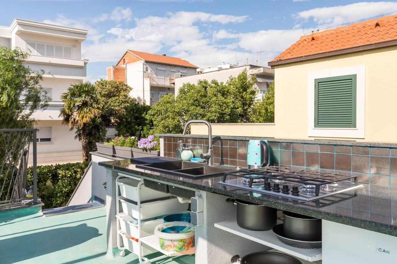 فيلا Boutique Triple House With Garden & Roof Terrace سبليت المظهر الخارجي الصورة